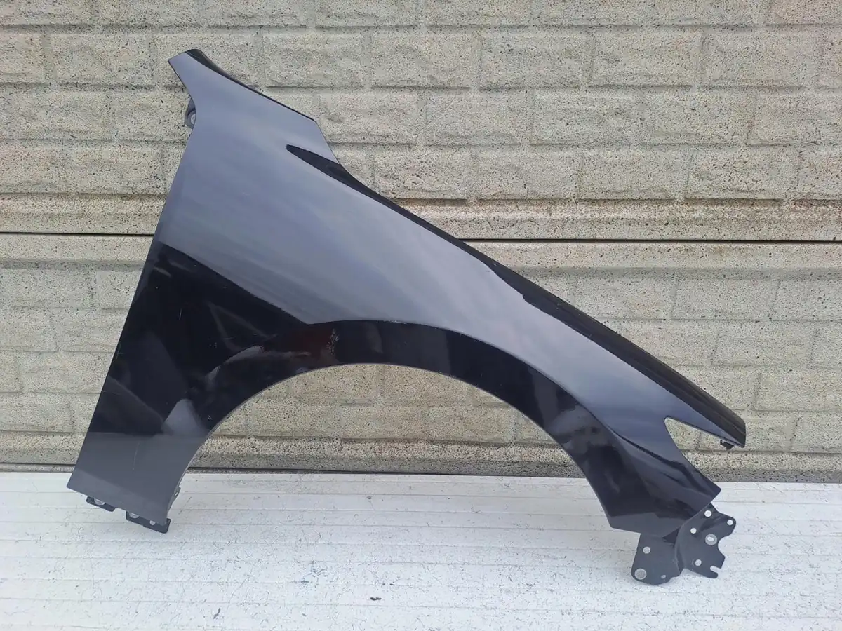 Aripa fata dreapta Mazda Iii 3 2019 2024 Hb