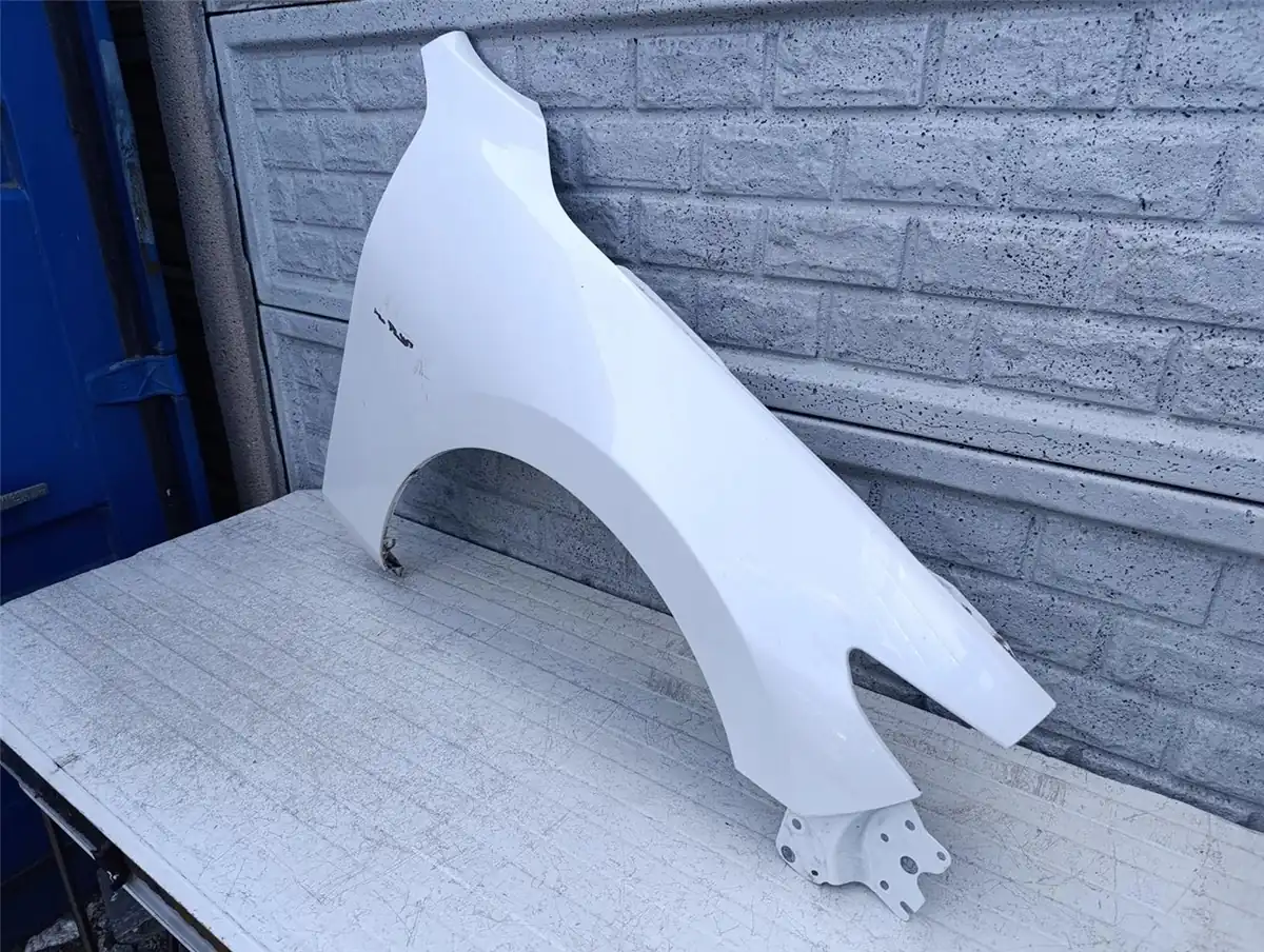Aripa fata dreapta Mazda Iii 3 2019 2024 Hb
