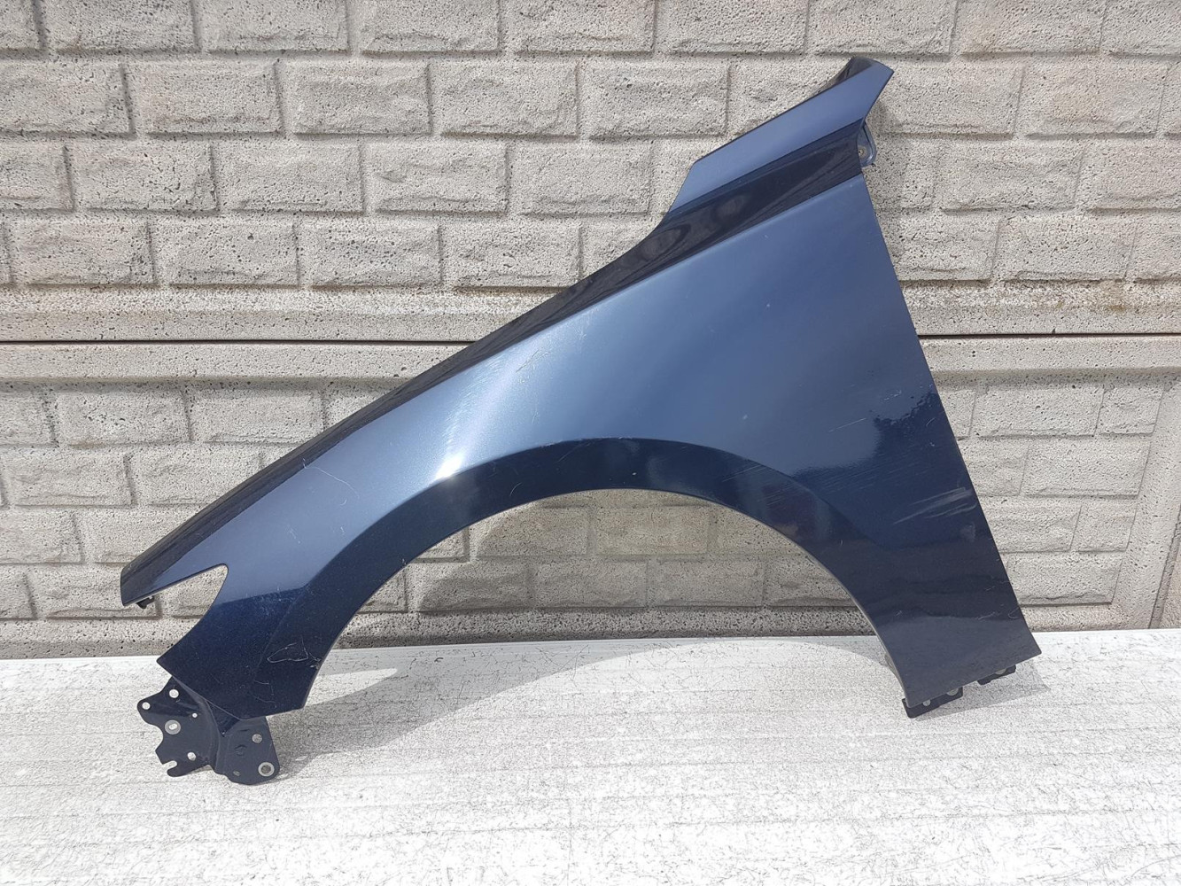 Aripa fata stanga Mazda Iii 3 2019 2024 Sedan