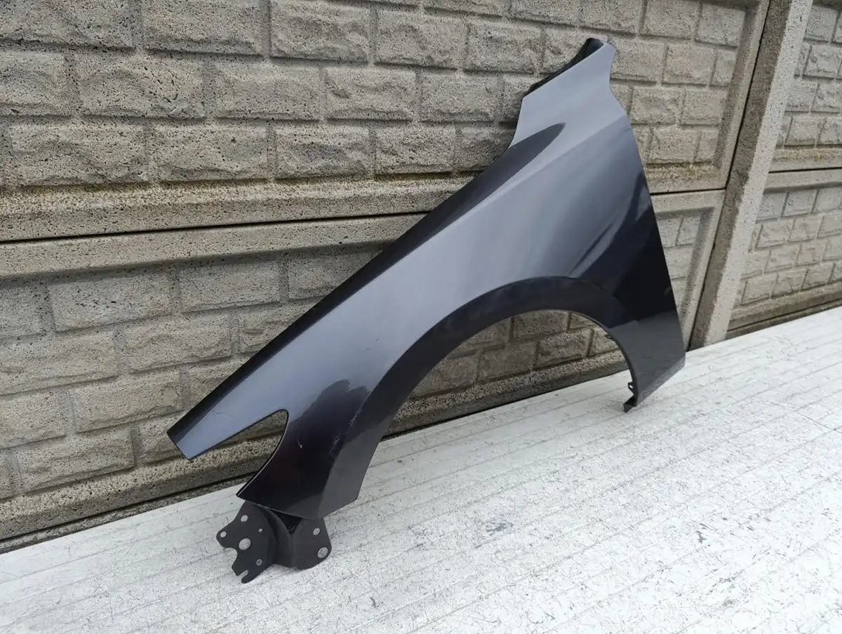 Aripa fata stanga Mazda Iii 3 2019 2024 Sedan - Image 2