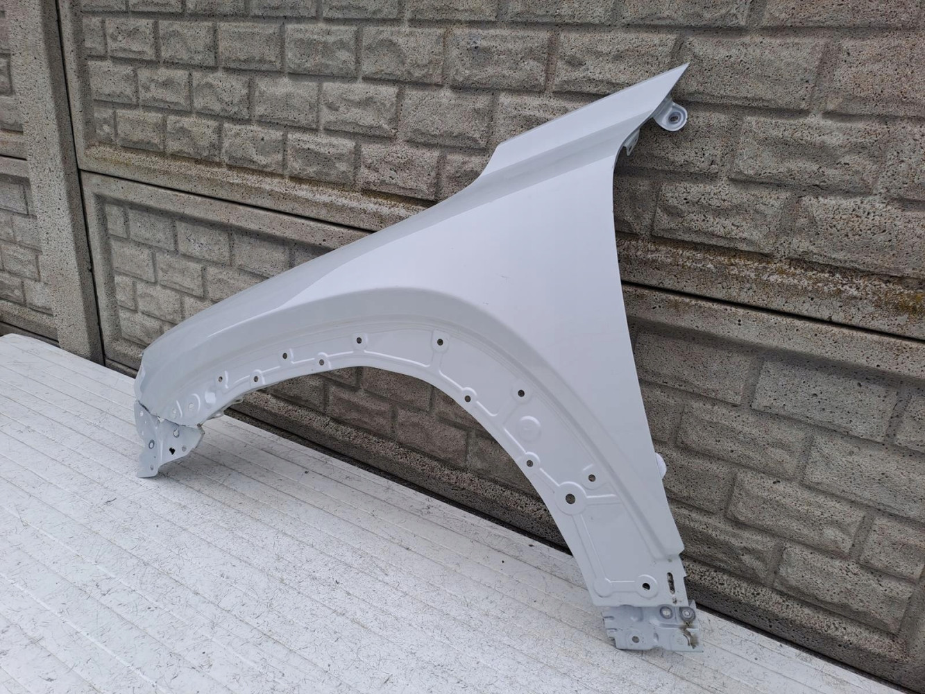 Aripa fata stanga Mazda Mx30 Mx 30 - Image 3