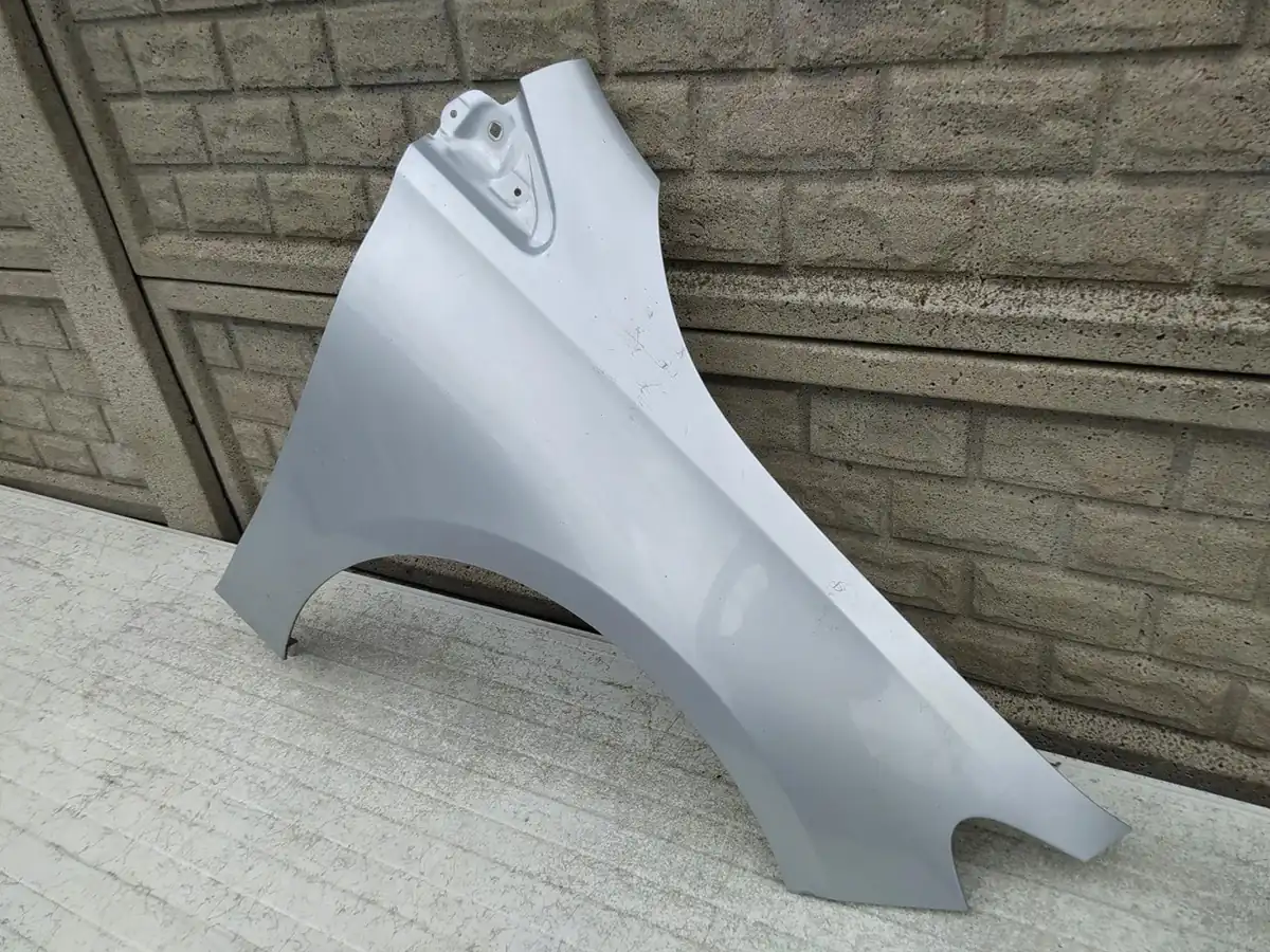 Aripa fata dreapta Mercedes-Benz B Klasa W247 W 247