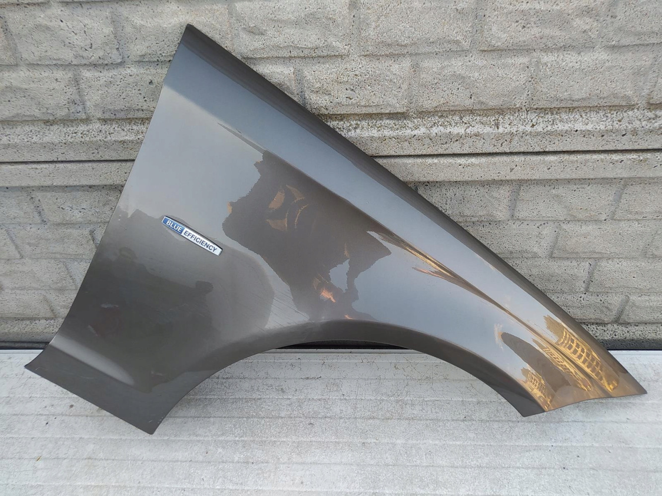 Aripa fata dreapta Mercedes-Benz Cls W 218 W218