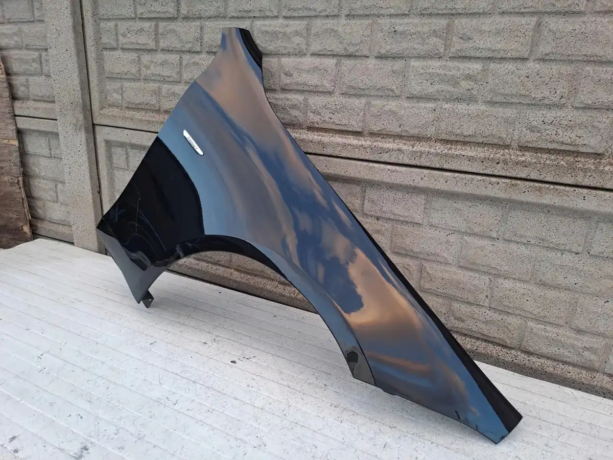 Aripa fata dreapta Mercedes-Benz Cls W257 W 257