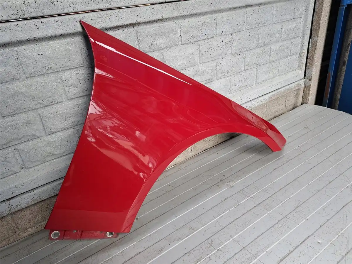 Aripa fata dreapta Mercedes-Benz E Klasa Coupe W207