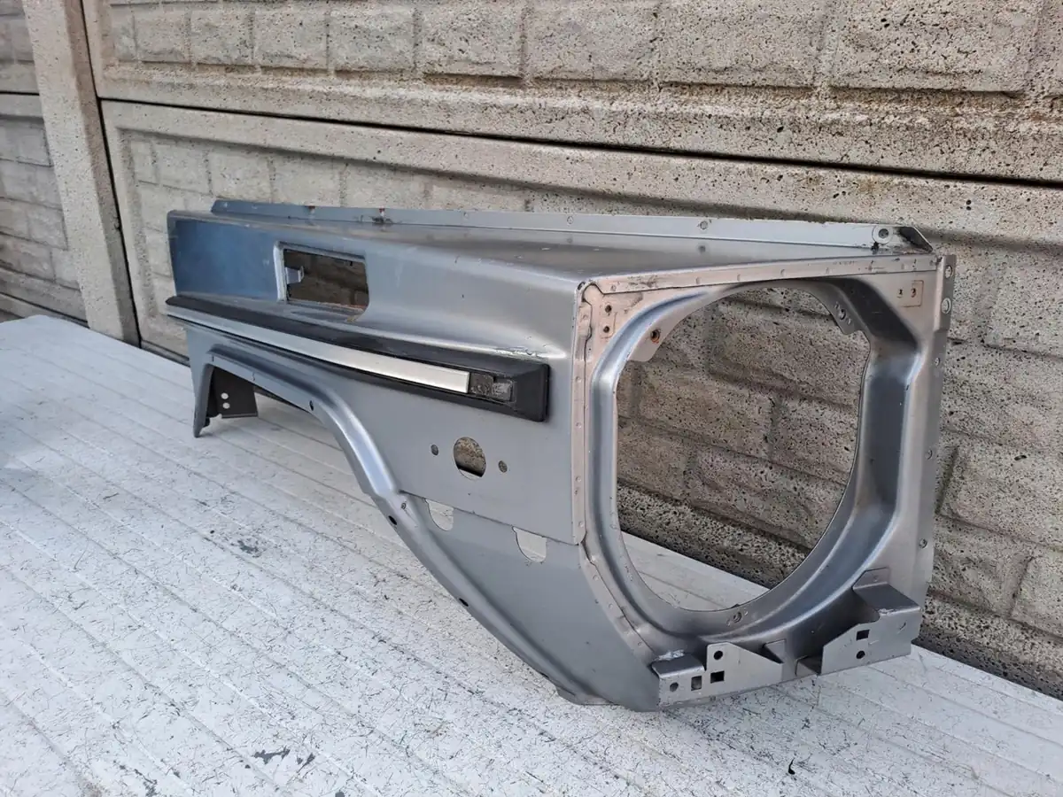 Aripa fata dreapta Mercedes-Benz G Klasa W463