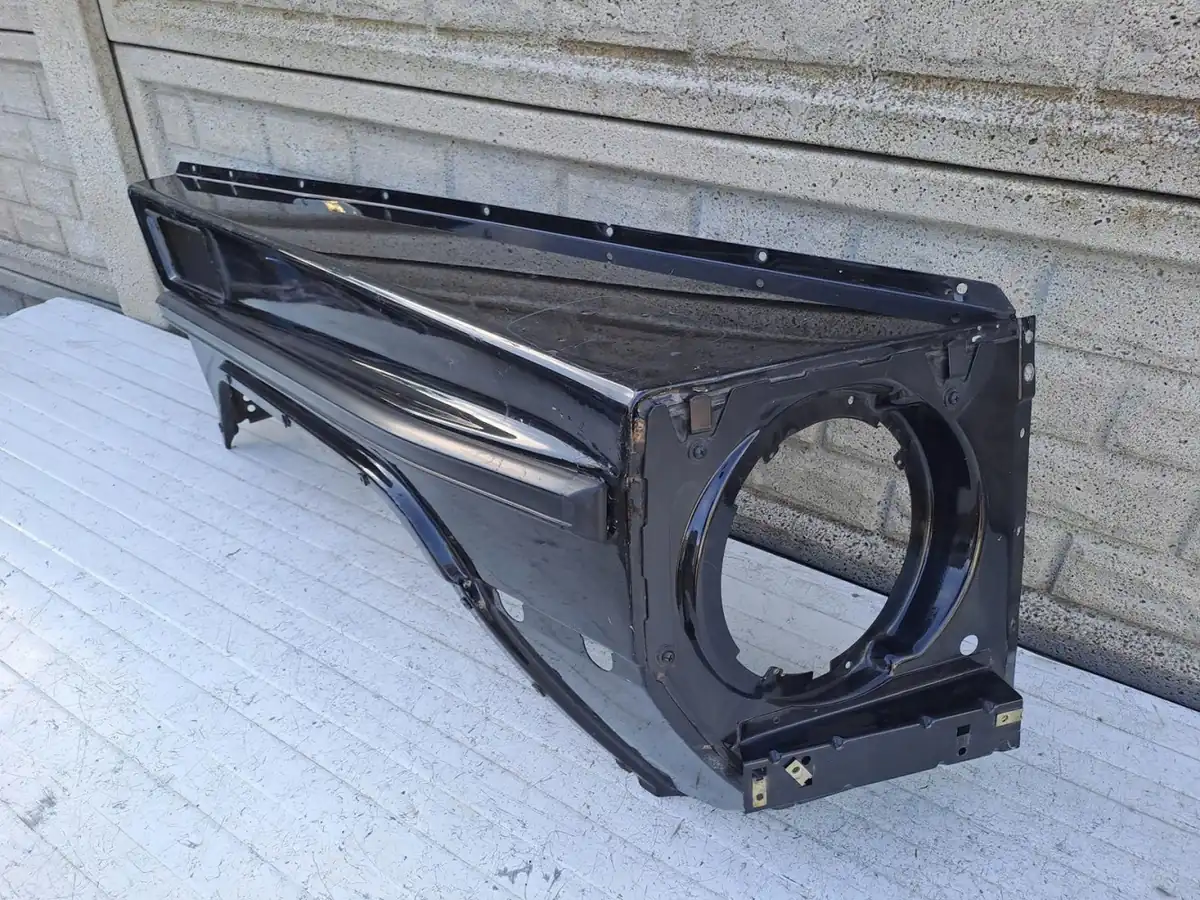 Aripa fata dreapta Mercedes-Benz G Klasa W463