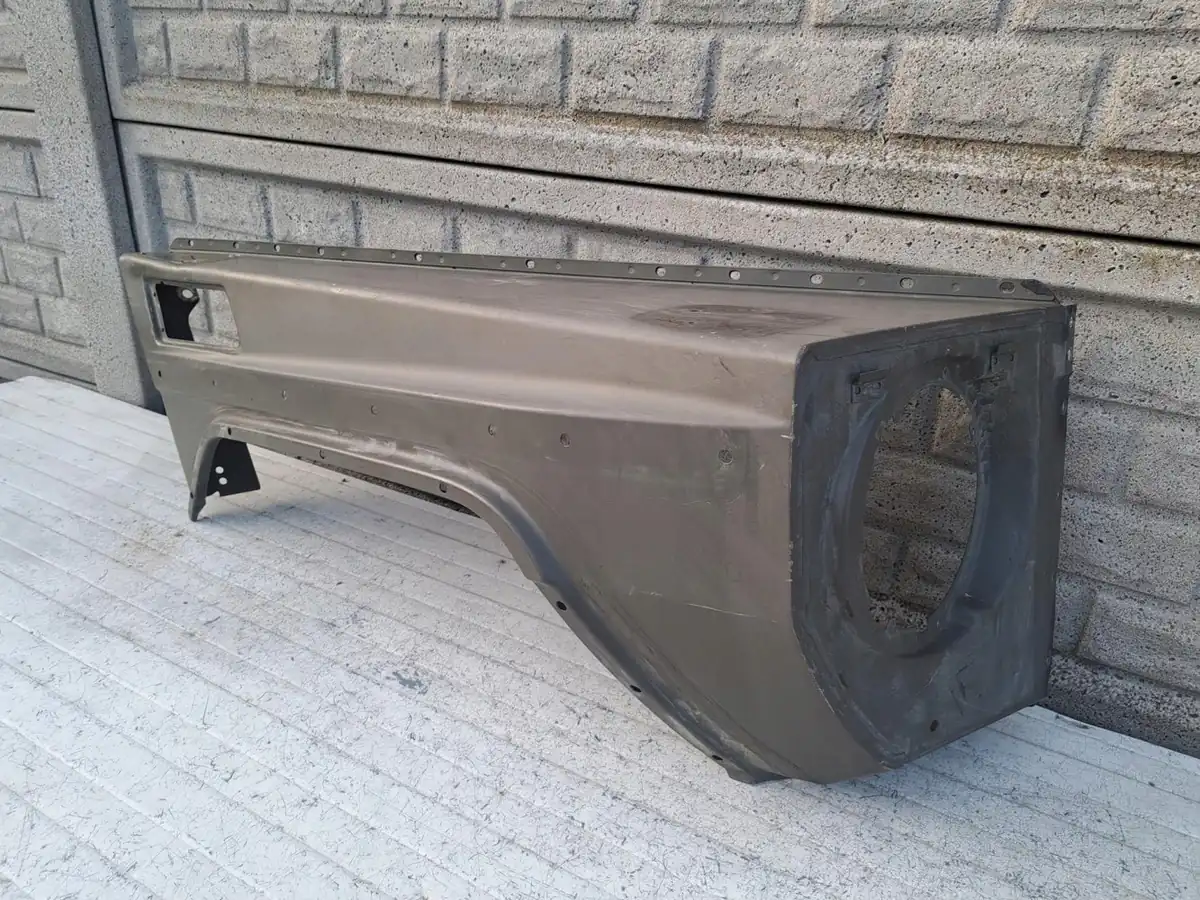 Aripa fata dreapta Mercedes-Benz G Klasa W463