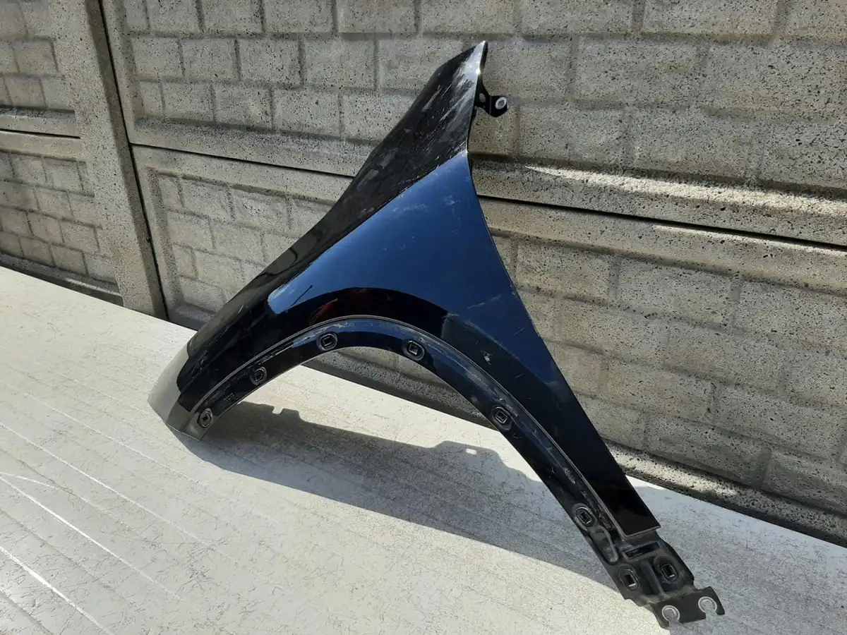 Aripa fata stanga Mercedes-Benz Gla 247 W247 21 22