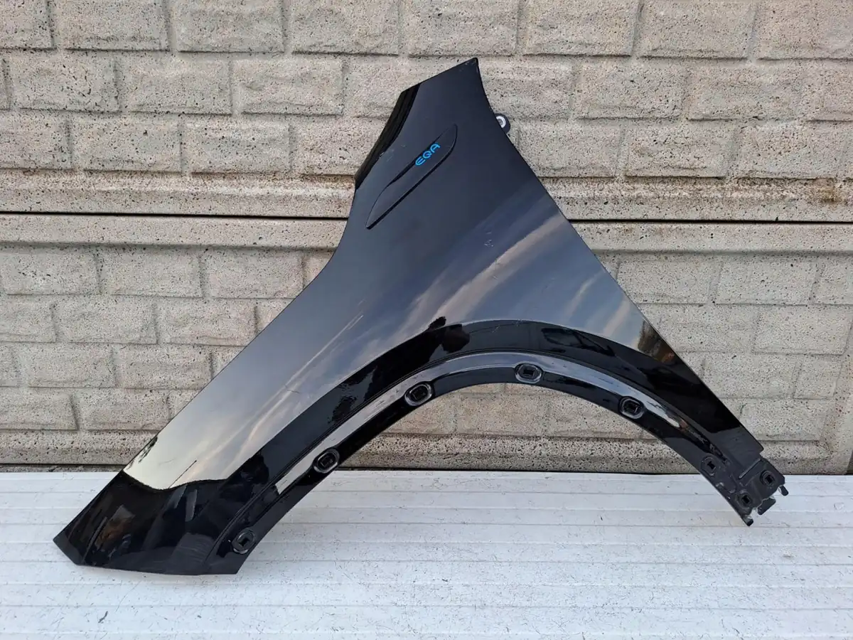 Aripa fata stanga Mercedes-Benz Gla 247 W247 21 23