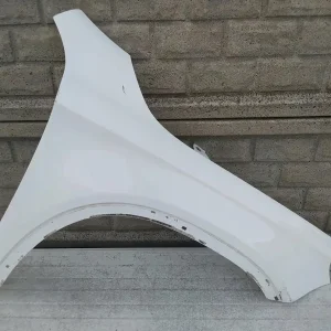 Aripa fata dreapta Mercedes-Benz Gla W 156 W156