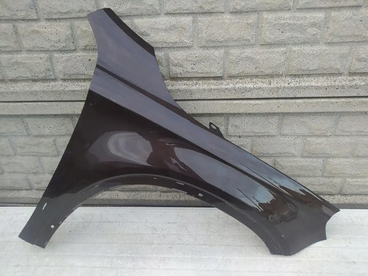 Aripa fata dreapta Mercedes-Benz Gla W 156 W156