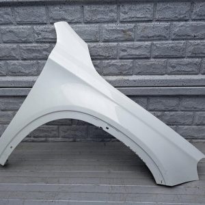 Aripa fata dreapta Mercedes-Benz Gla W 156 W156