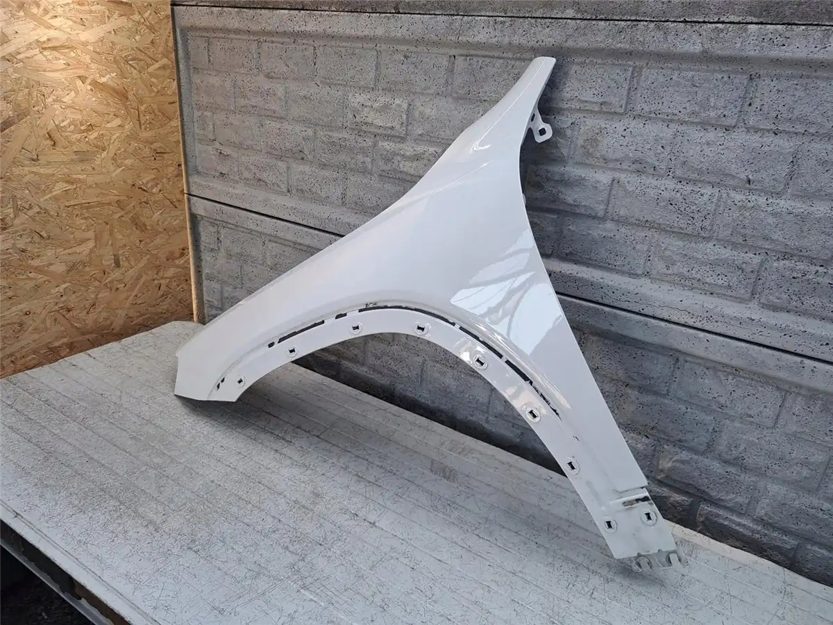 Aripa fata stanga Mercedes-Benz Glb 247 X247