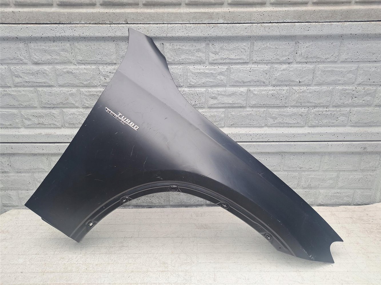 Aripa fata dreapta Mercedes-Benz Glc W254 X254