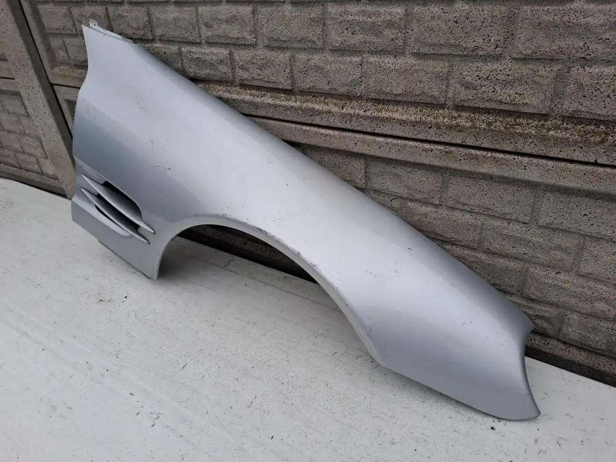 Aripa fata dreapta Mercedes-Benz Sl230 Sl 230