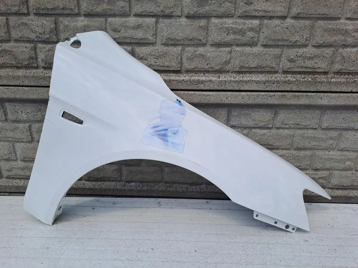 Aripa fata dreapta Mitsubishi Lancer X10 08 17