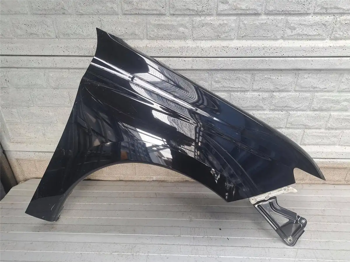 Aripa fata dreapta Mitsubishi Outlander 12 15