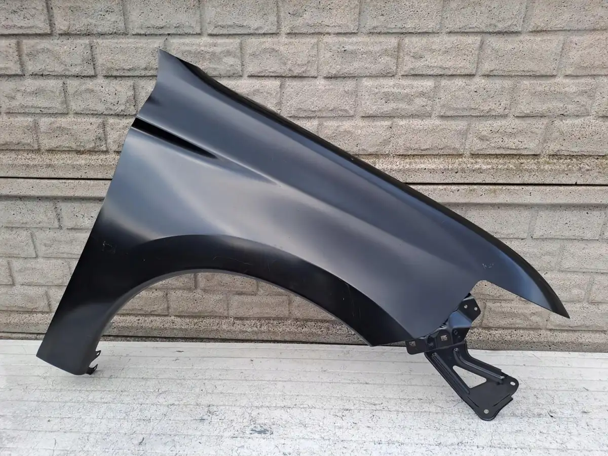 Aripa fata dreapta Mitsubishi Outlander 13 20 Lift