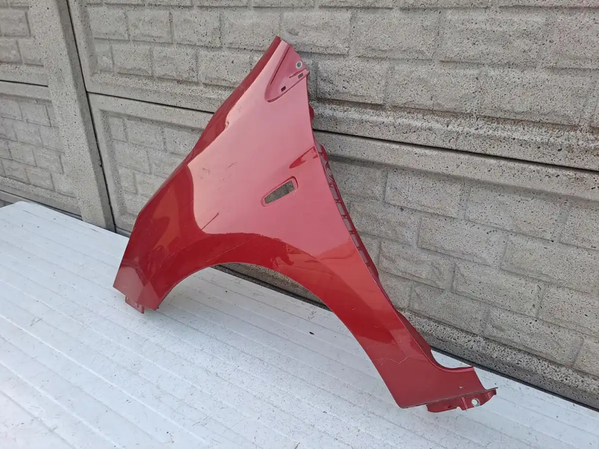 Aripa fata stanga Mitsubishi Space Star 12 20
