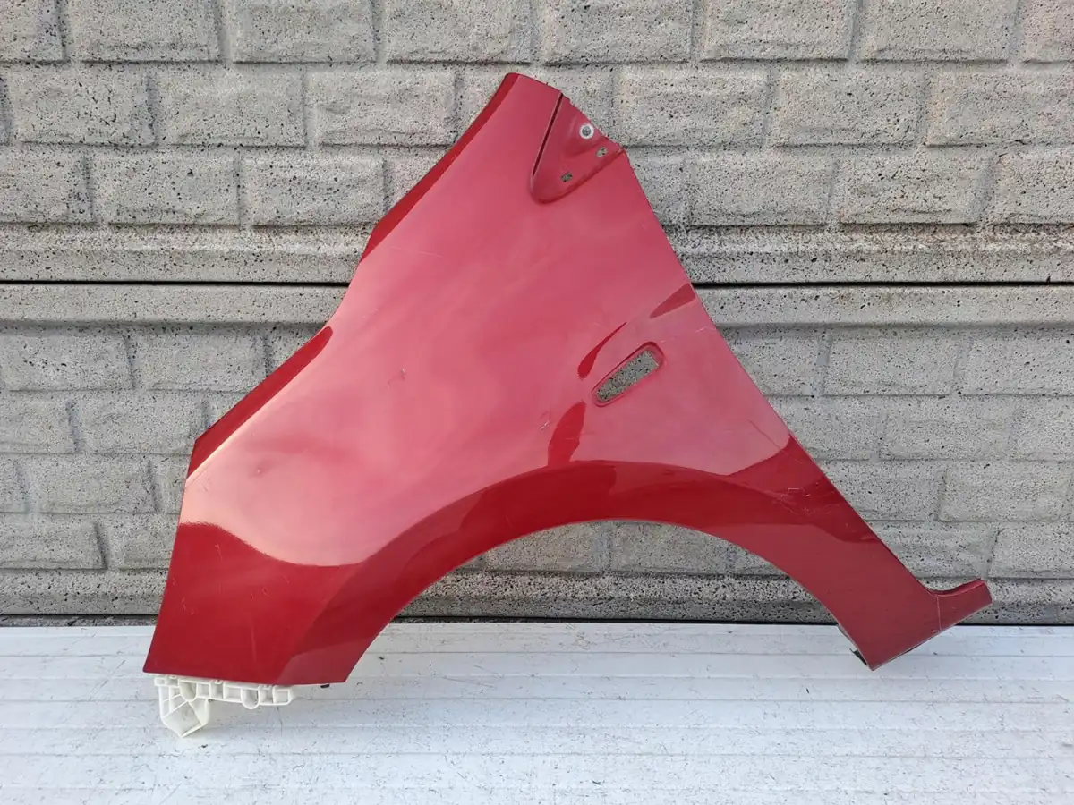 Aripa fata stanga Mitsubishi Space Star 12 20