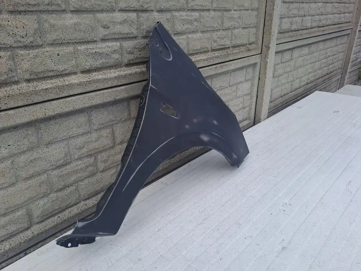 Aripa fata dreapta Mitsubishi Space Star 12 20