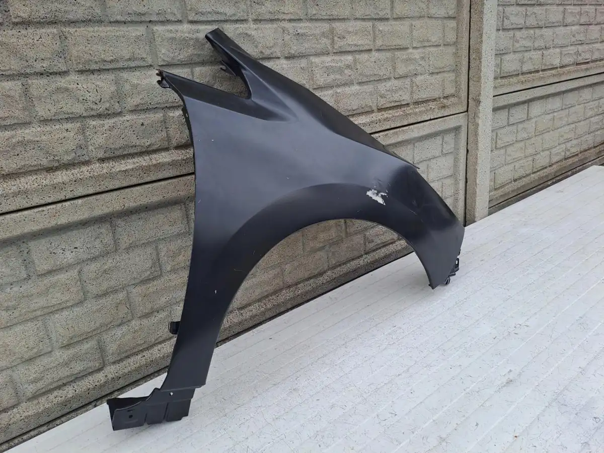 Aripa fata dreapta Nissan Leaf Ii 17 22