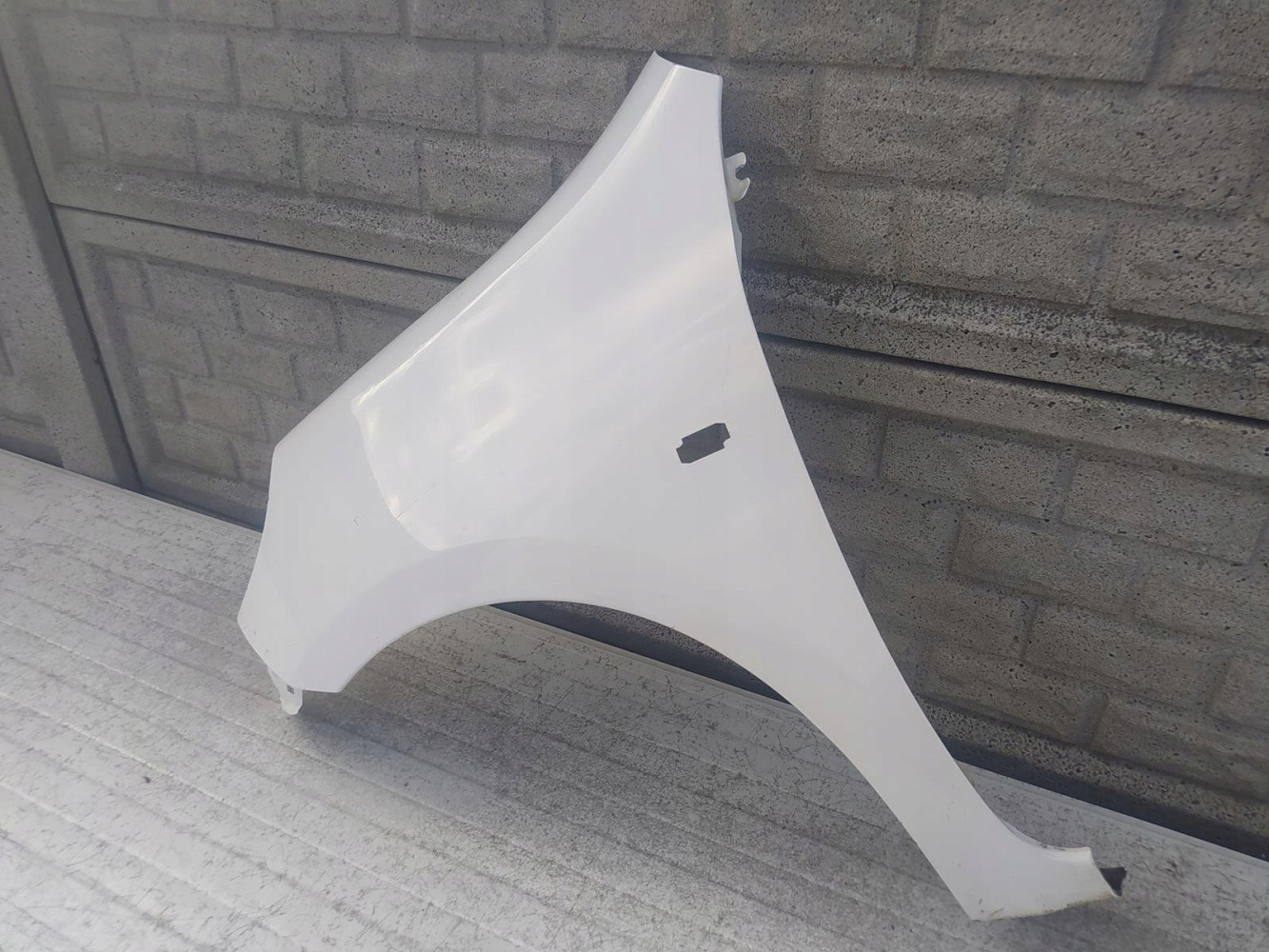 Aripa fata stanga Nissan Micra K13 10 13 - Image 3
