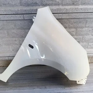 Aripa fata dreapta Nissan Micra K13 Lift 13 18