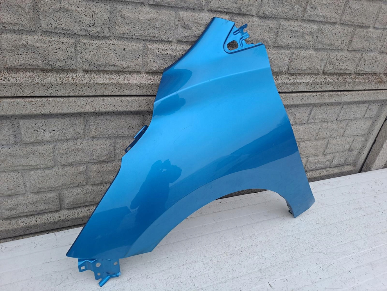 Aripa fata stanga Nissan Micra K14 2017 2022 - Image 2