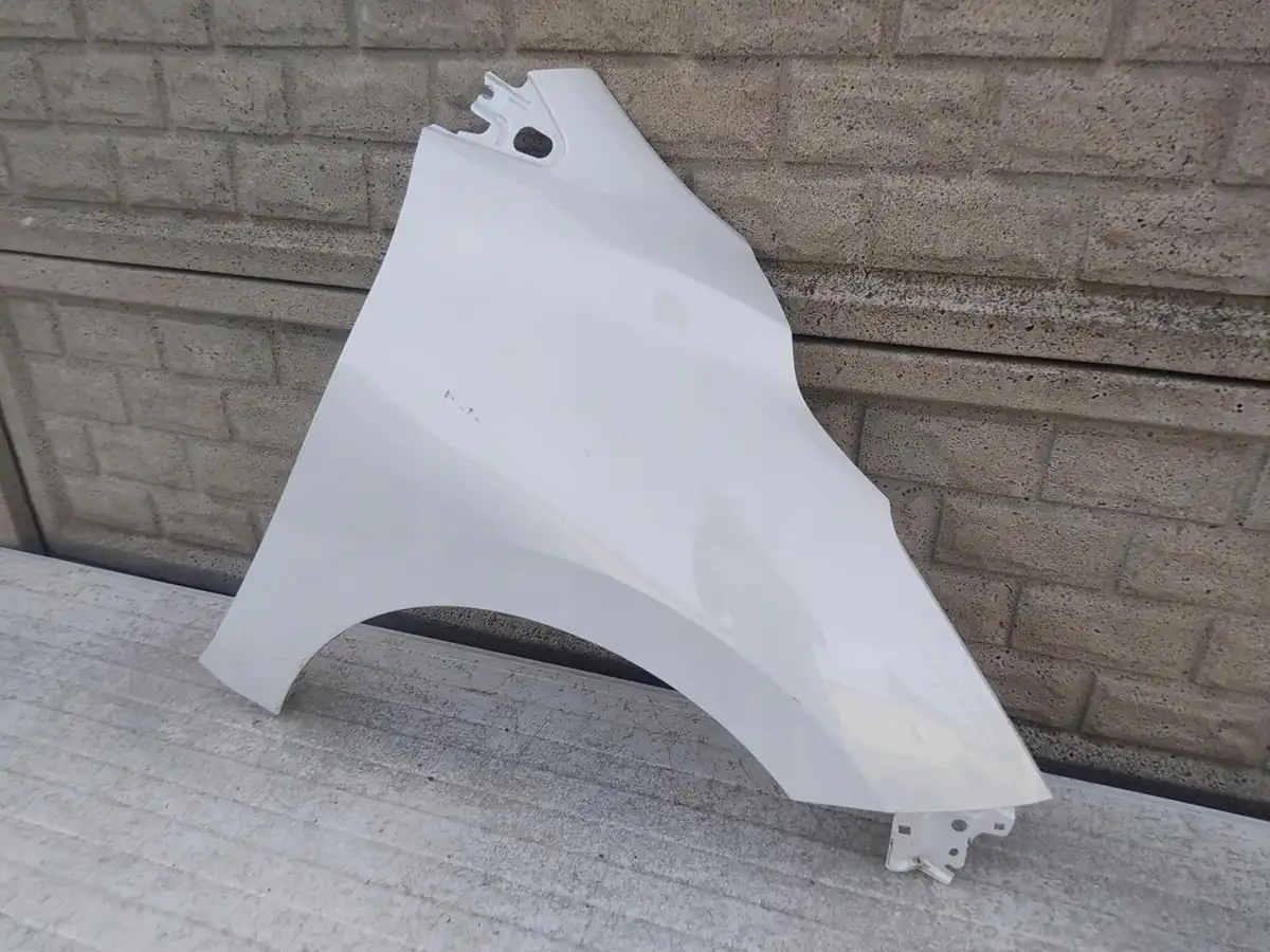 Aripa fata dreapta Nissan Micra K14 2017 2022
