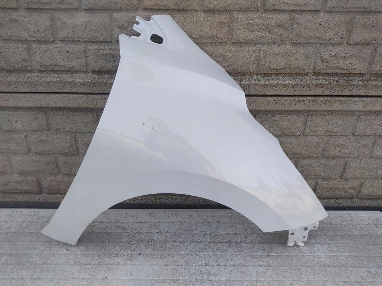 Aripa fata dreapta Nissan Micra K14 2017 2022