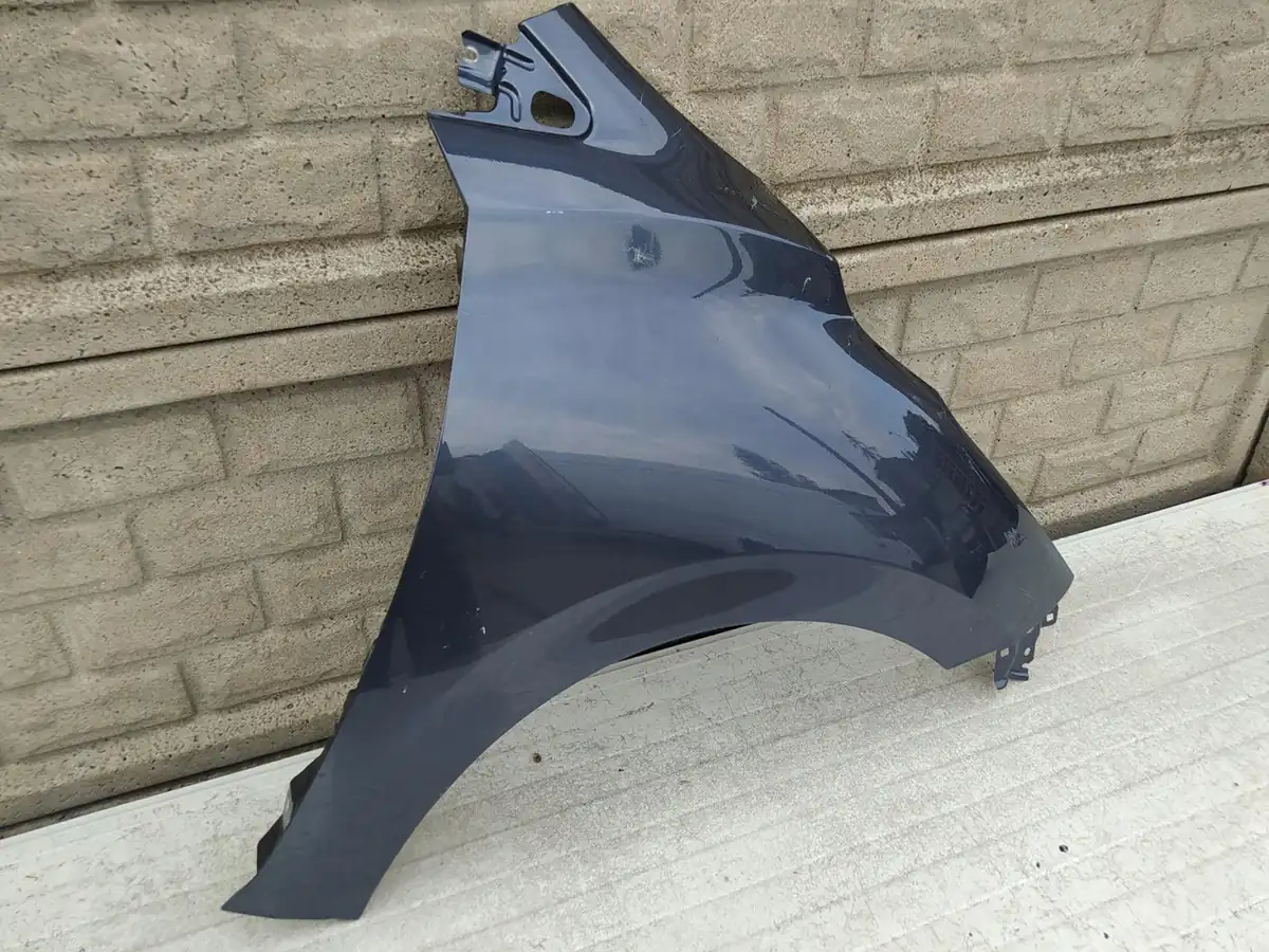 Aripa fata dreapta Nissan Micra K14 2017 2022