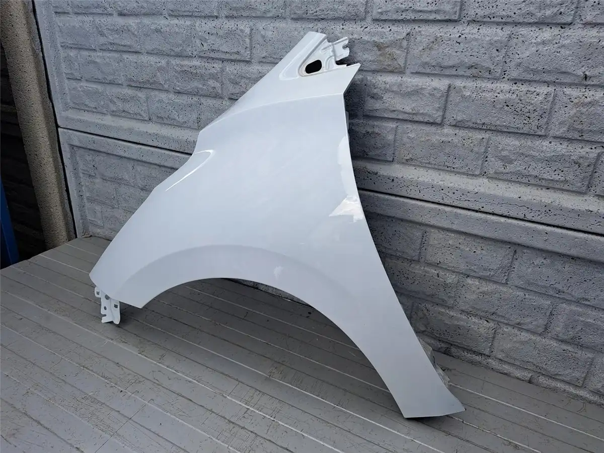 Aripa fata stanga Nissan Micra K14 2017 2024