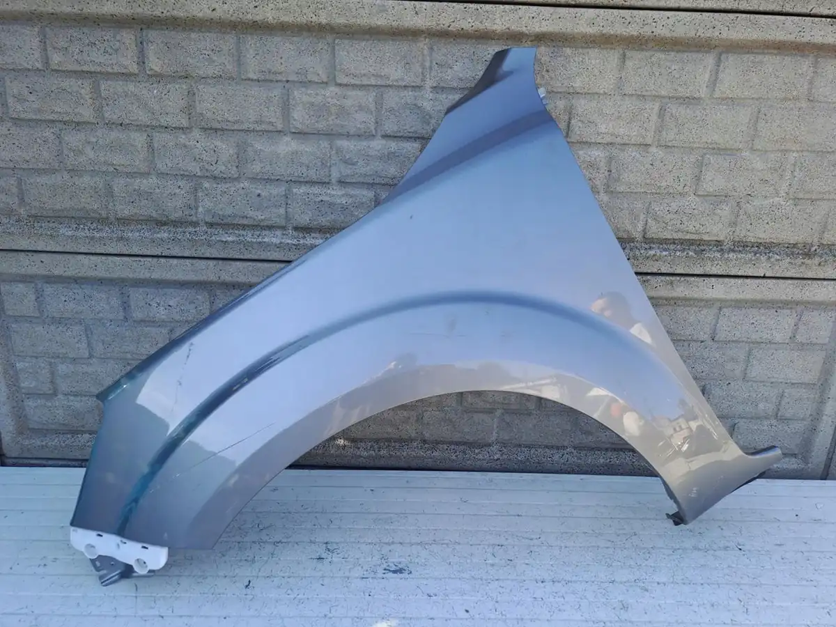 Aripa fata stanga Nissan Navara Iv 16 24