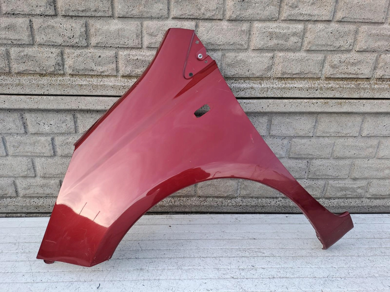 Aripa fata stanga Nissan Note 2006 2012