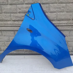 Aripa fata dreapta Nissan Note 2006 2012