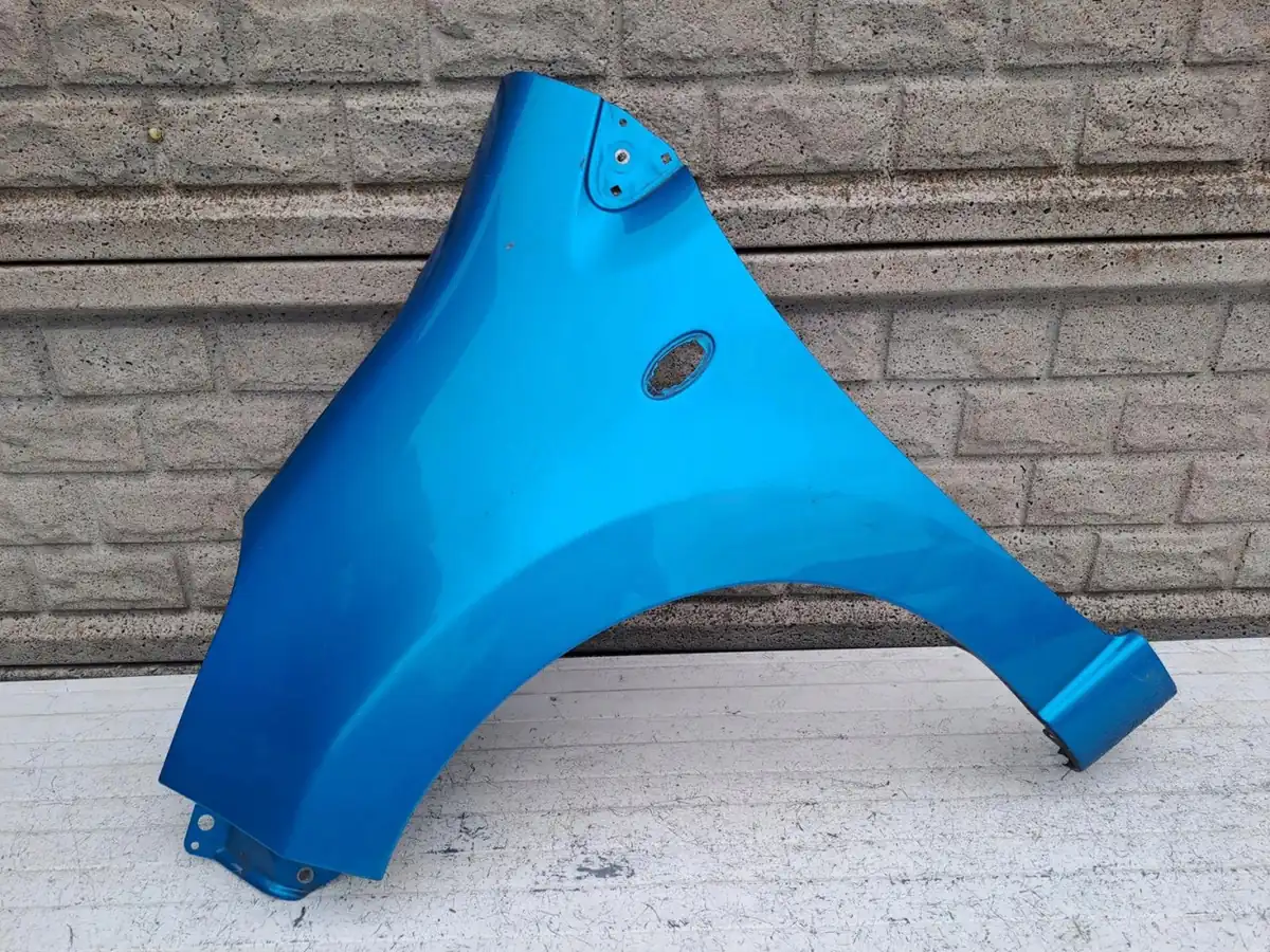 Aripa fata stanga Nissan Pixo Suzuki Alto