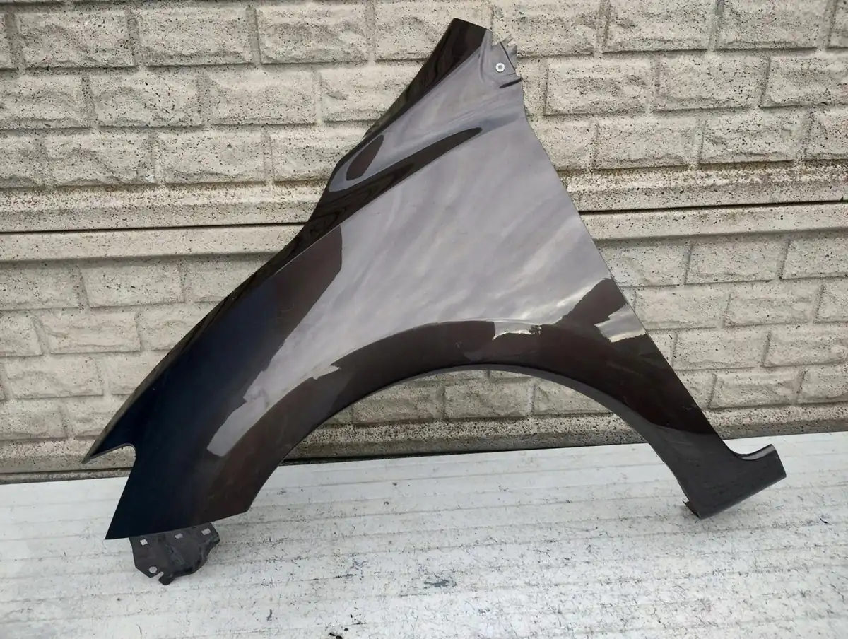Aripa fata stanga Nissan Pulsar 2014 2024