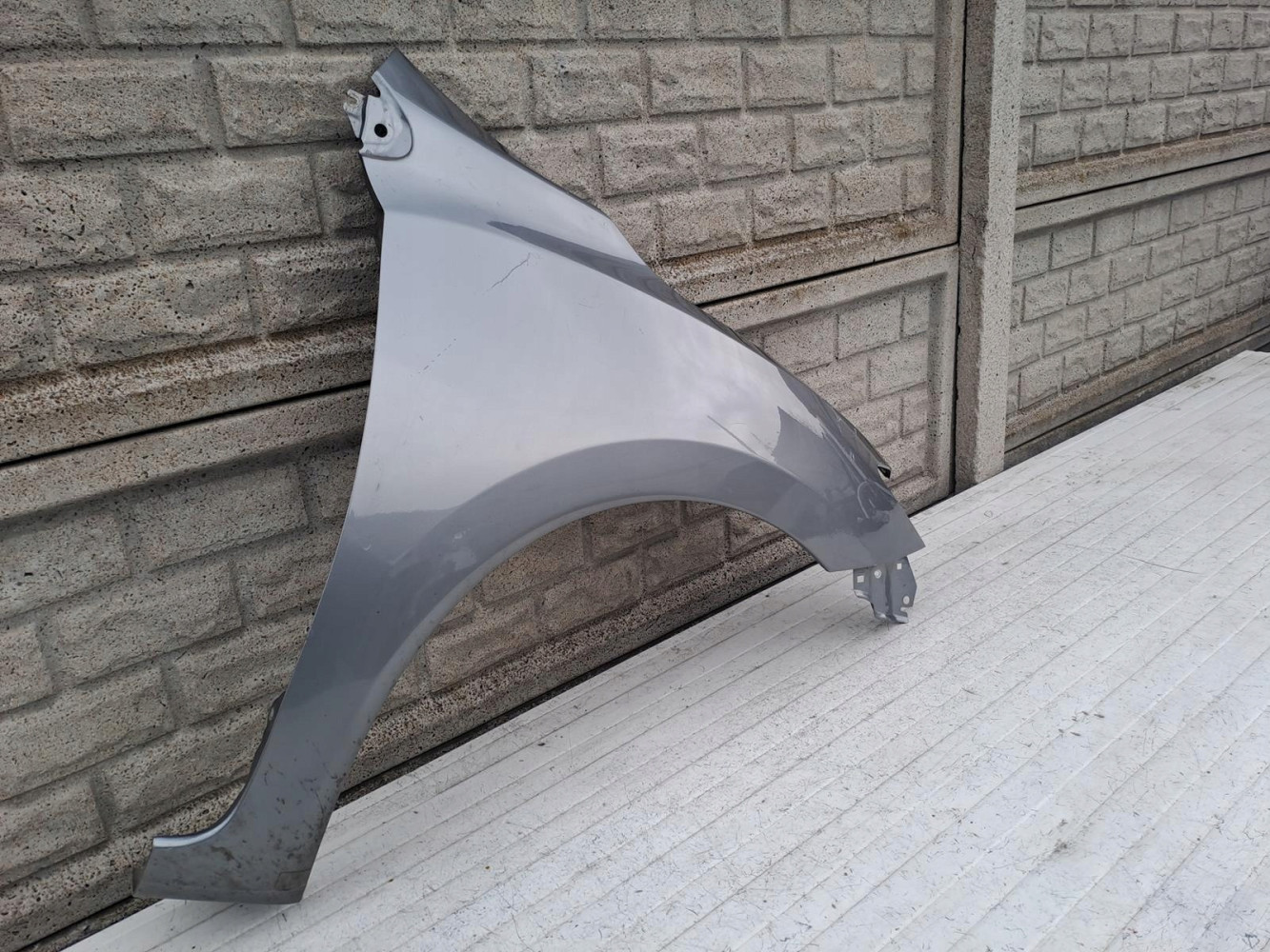 Aripa fata dreapta Nissan Pulsar 2014 2024 - Image 3