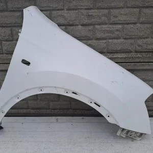 Aripa fata dreapta Nissan Qashqai 06 09