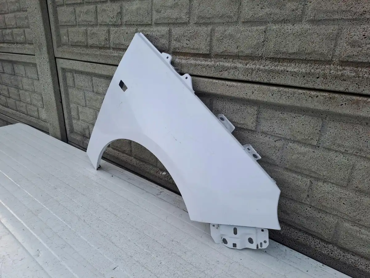 Aripa fata dreapta Opel Adam