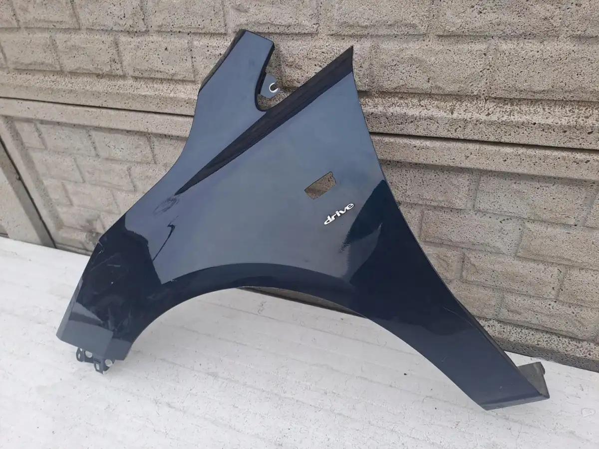 Aripa fata stanga Opel Corsa E 15 19