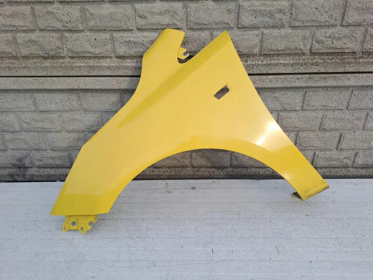 Aripa fata stanga Opel Corsa E 15 19