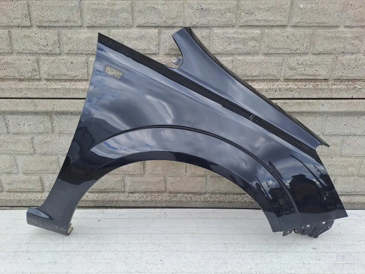 Aripa fata dreapta Opel Zafira 2 B Ii 2005 2011