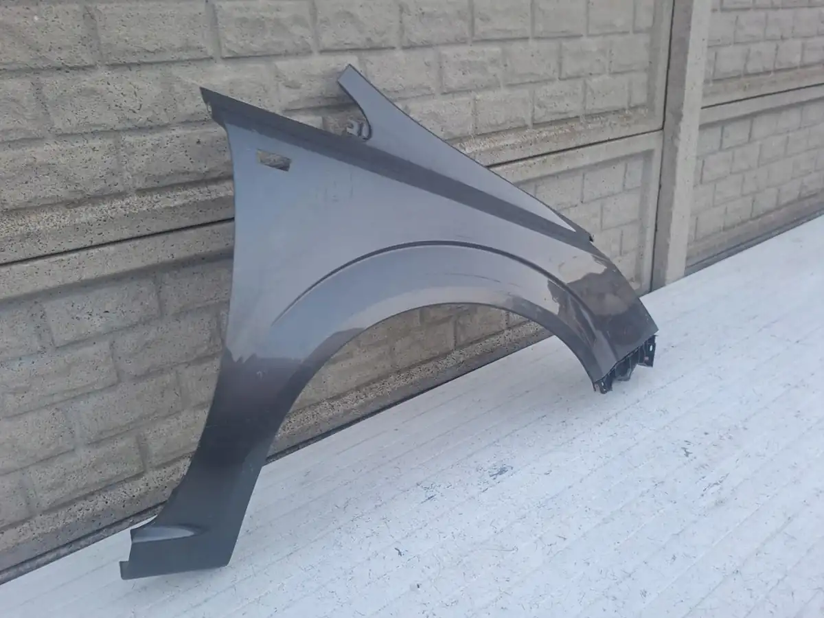 Aripa fata dreapta Opel Zafira 2 B Ii 2005 2011