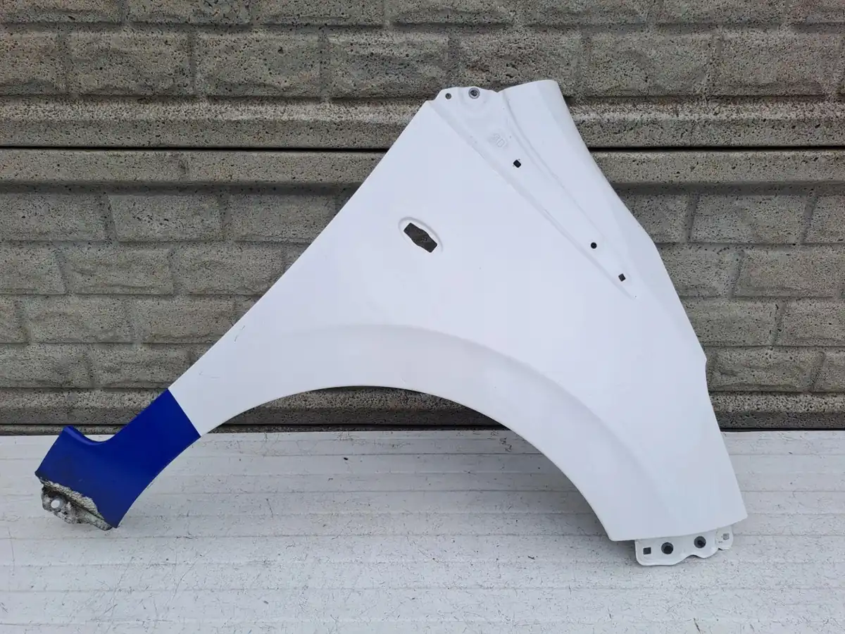 Aripa fata dreapta Peugeot 108 2014 2021