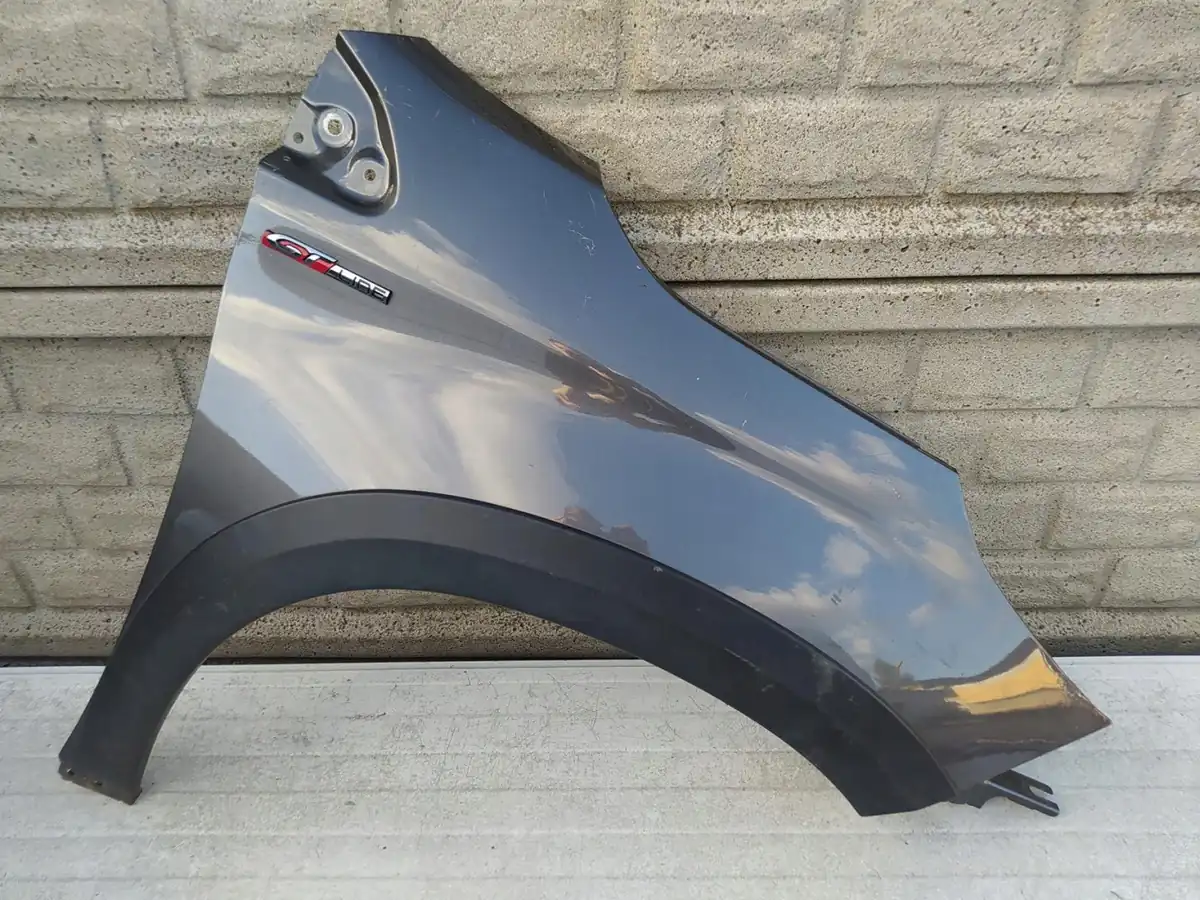 Aripa fata dreapta Peugeot 2008 14 18