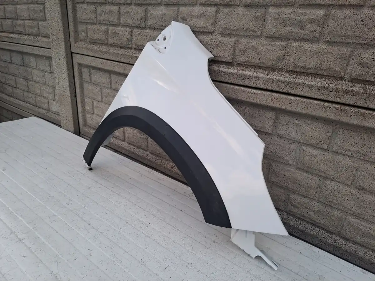 Aripa fata dreapta Peugeot 2008 14 18