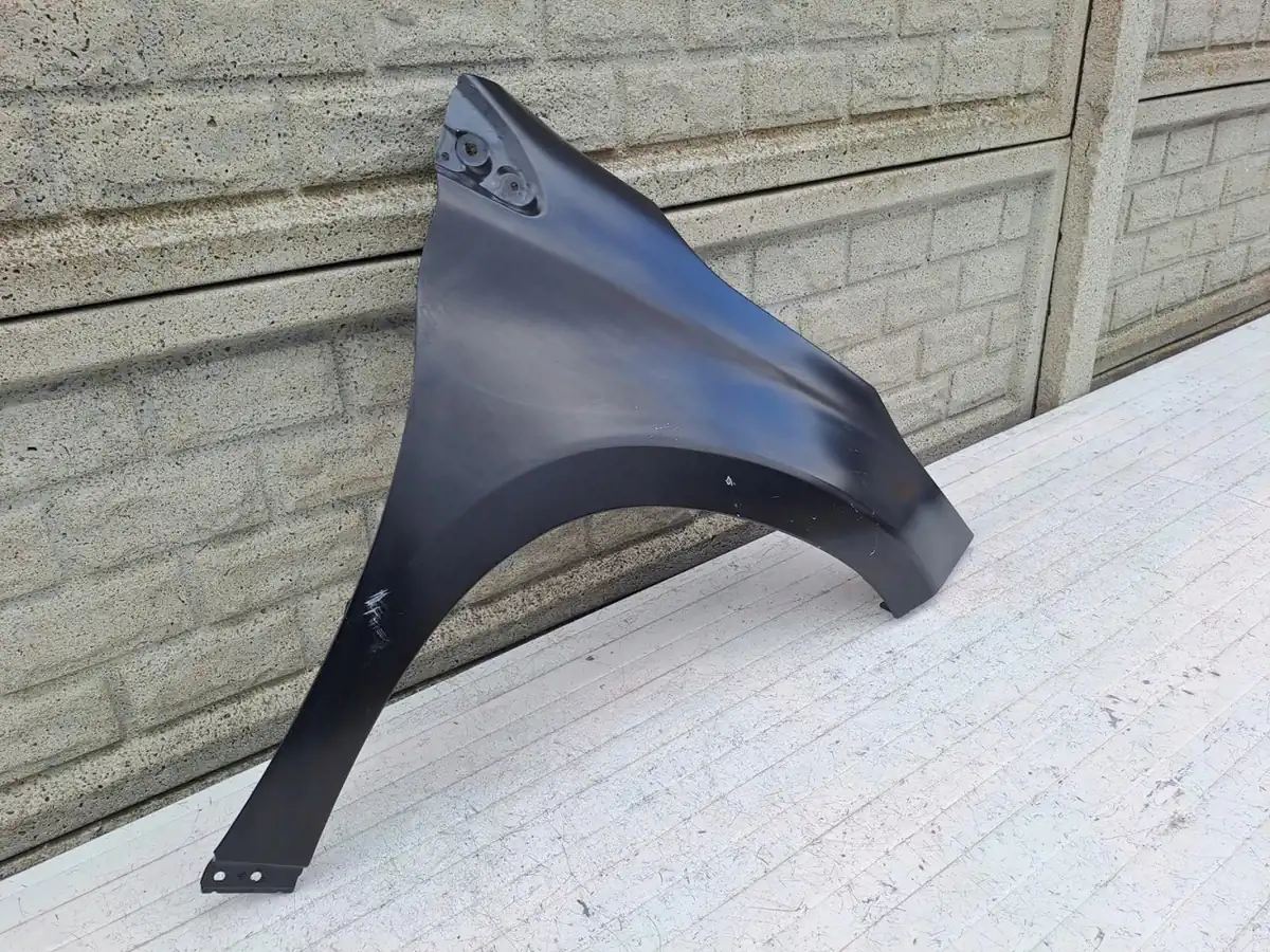 Aripa fata dreapta Peugeot 2008 14 18